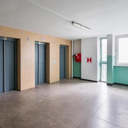 Park Mirowski Homely By Bookinghost アパート