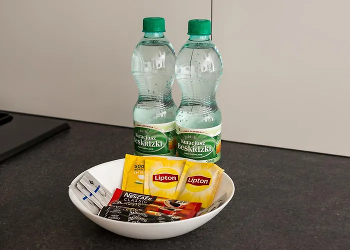 Park Mirowski Homely By Bookinghost *